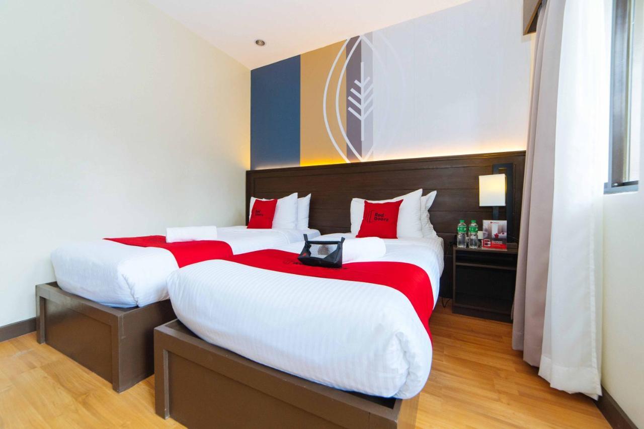 Reddoorz Premium @ Sta Rosa Tagaytay Road Hotel Silang Luaran gambar