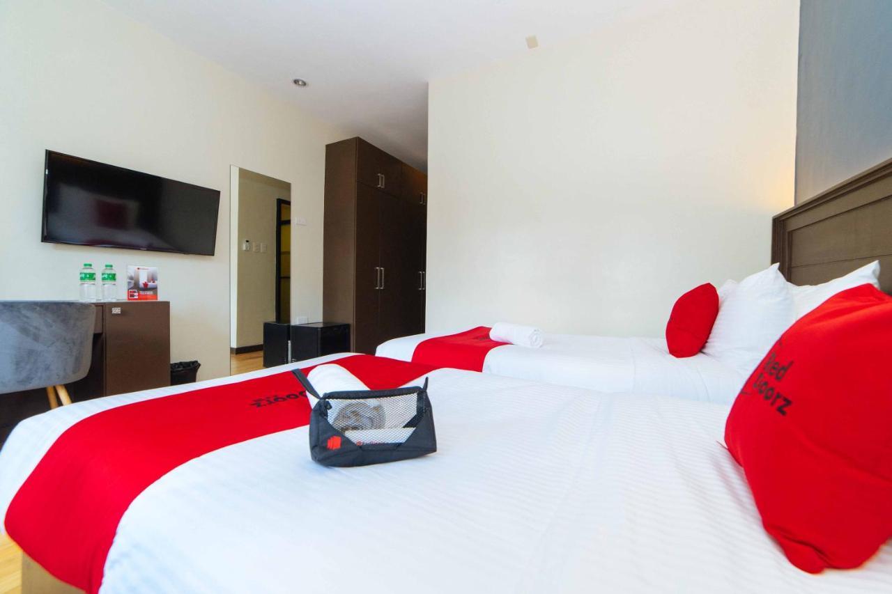 Reddoorz Premium @ Sta Rosa Tagaytay Road Hotel Silang Luaran gambar