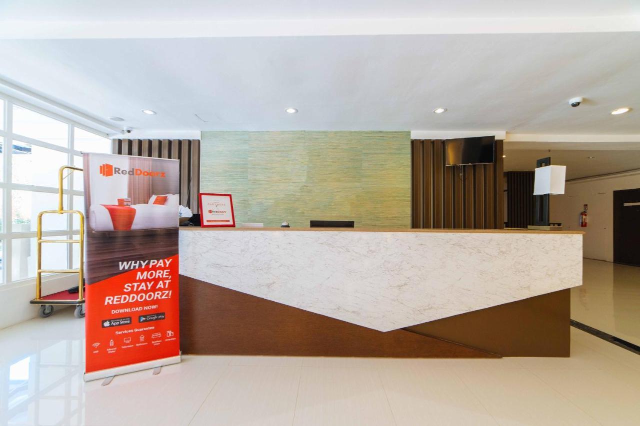 Reddoorz Premium @ Sta Rosa Tagaytay Road Hotel Silang Luaran gambar