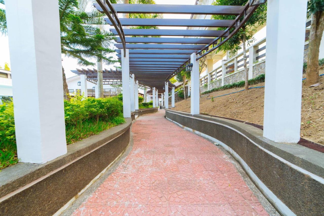 Reddoorz Premium @ Sta Rosa Tagaytay Road Hotel Silang Luaran gambar