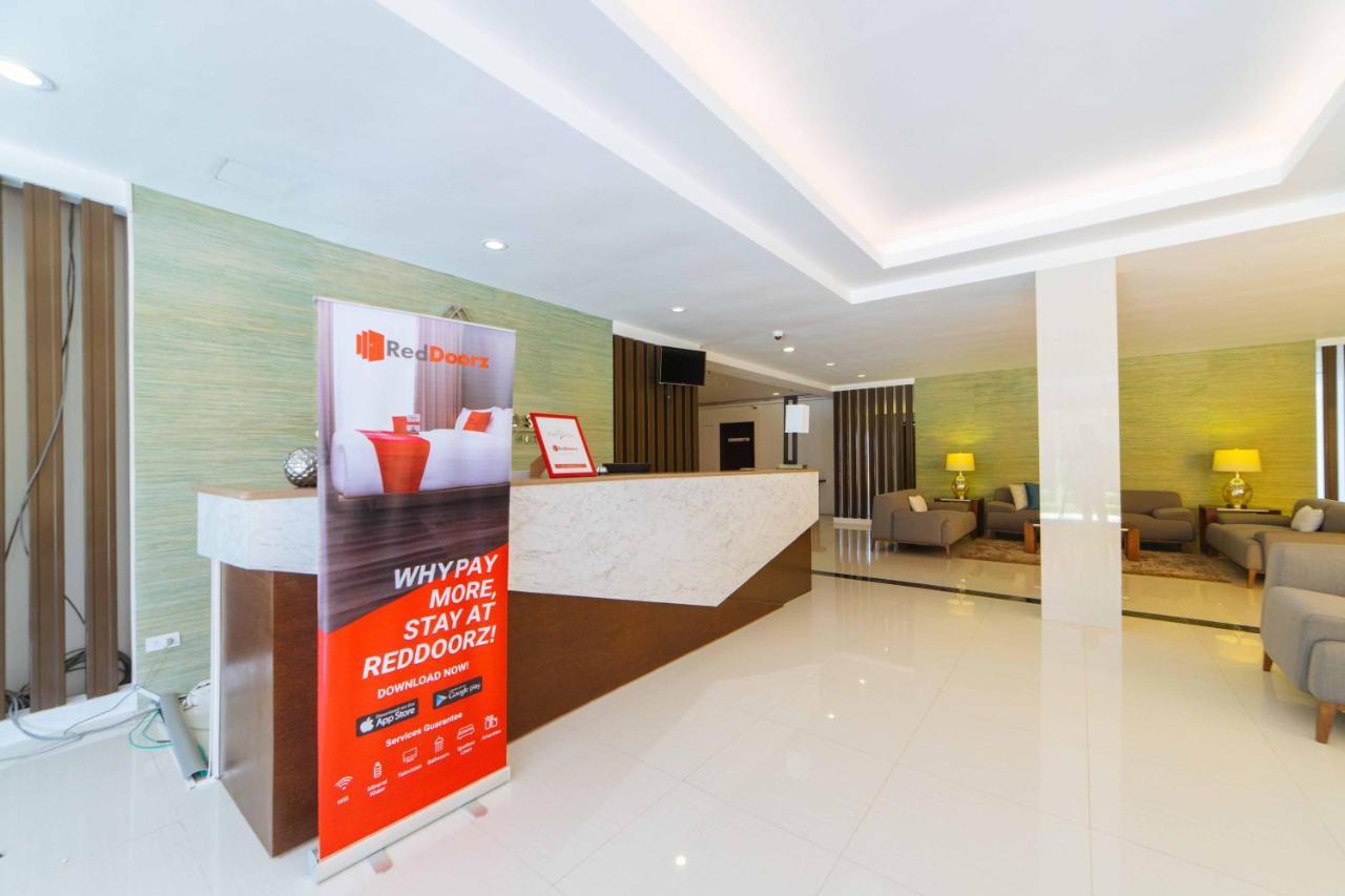 Reddoorz Premium @ Sta Rosa Tagaytay Road Hotel Silang Luaran gambar