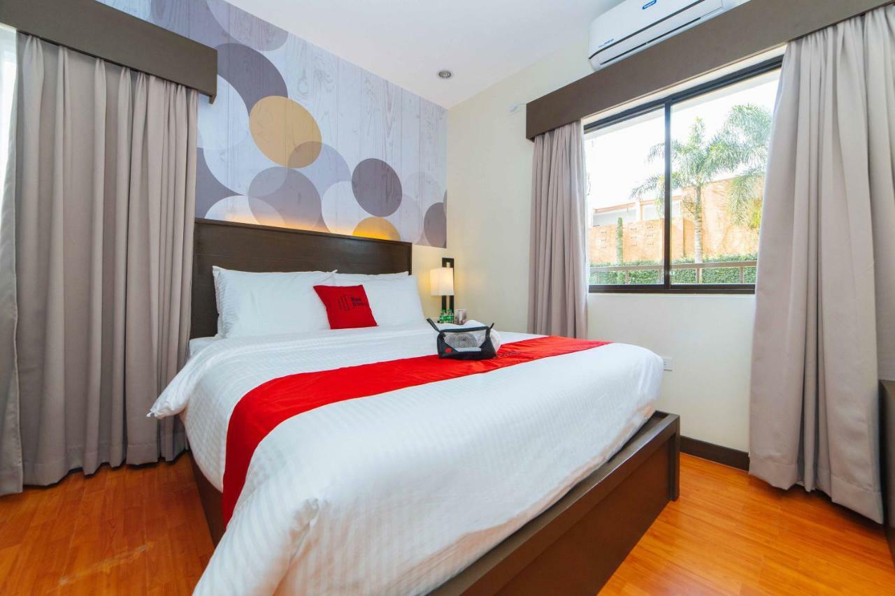 Reddoorz Premium @ Sta Rosa Tagaytay Road Hotel Silang Luaran gambar