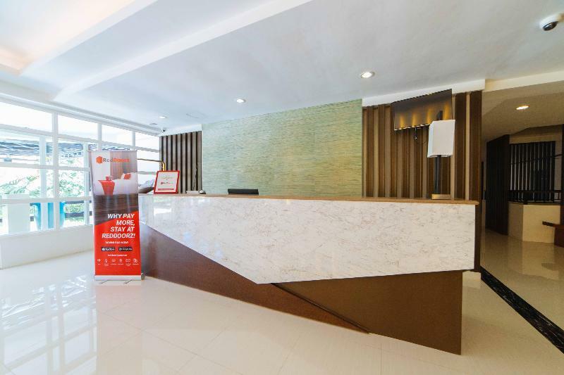 Reddoorz Premium @ Sta Rosa Tagaytay Road Hotel Silang Luaran gambar