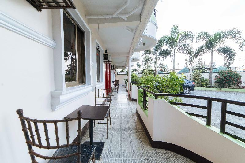 Reddoorz Premium @ Sta Rosa Tagaytay Road Hotel Silang Luaran gambar